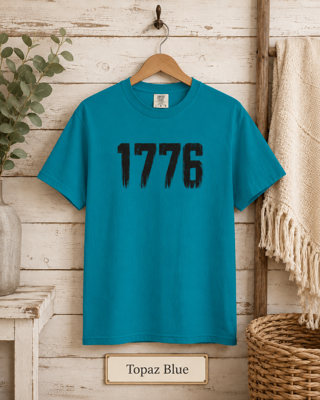 1776 Distressed American Flag Vintage Patriotic T-Shirt