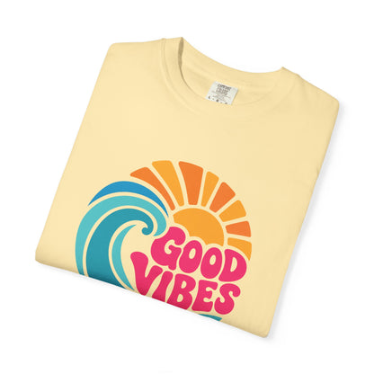 Good Vibes Ocean Retro Beach Graphic T-shirt | Summer Wave Coastal Vacation Tee
