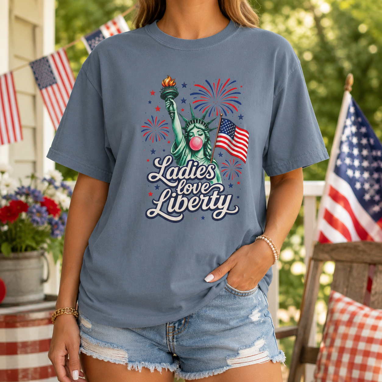 Ladies Love Liberty Statue of Liberty T-Shirt | American Flag Fireworks
