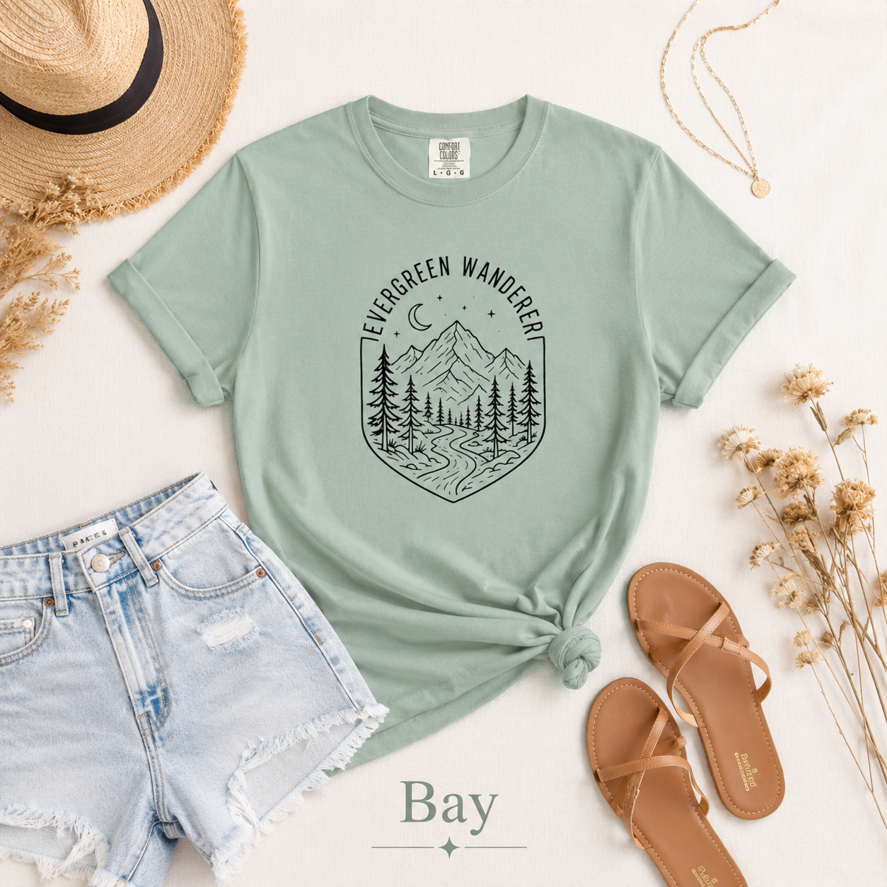 Evergreen Wanderer Mountain T-Shirt