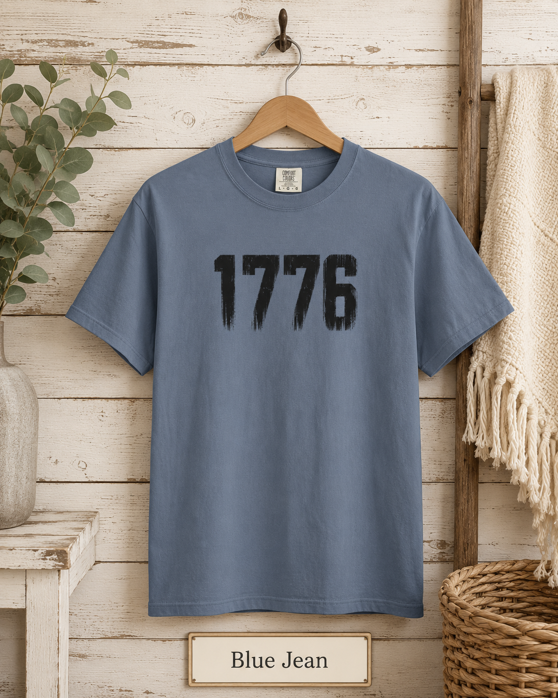 1776 Distressed American Flag Vintage Patriotic T-Shirt