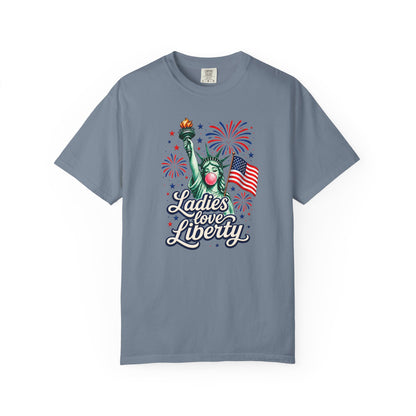Ladies Love Liberty Statue of Liberty T-Shirt | American Flag Fireworks