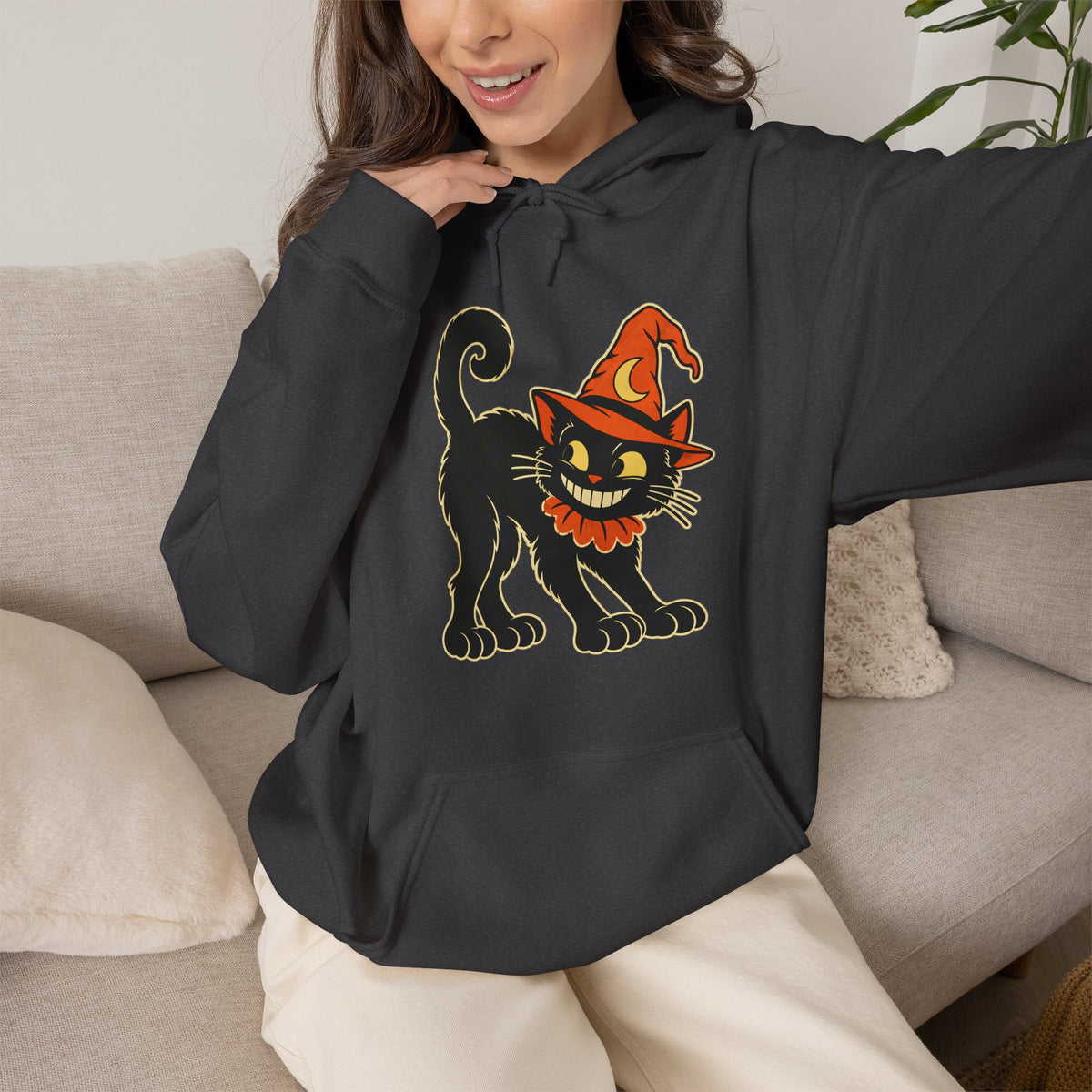 Halloween Black Cat Hoodie – Vintage Witch Hat Cat Pullover