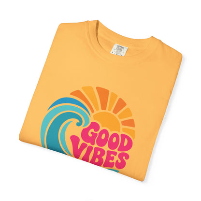 Good Vibes Ocean Retro Beach Graphic T-shirt | Summer Wave Coastal Vacation Tee