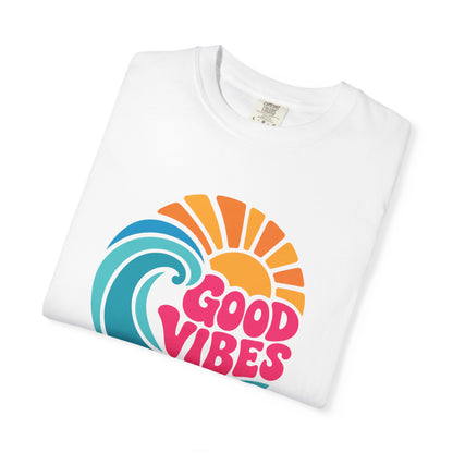 Good Vibes Ocean Retro Beach Graphic T-shirt | Summer Wave Coastal Vacation Tee