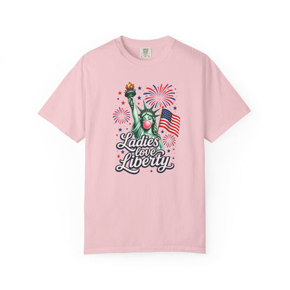 Ladies Love Liberty Statue of Liberty T-Shirt | American Flag Fireworks